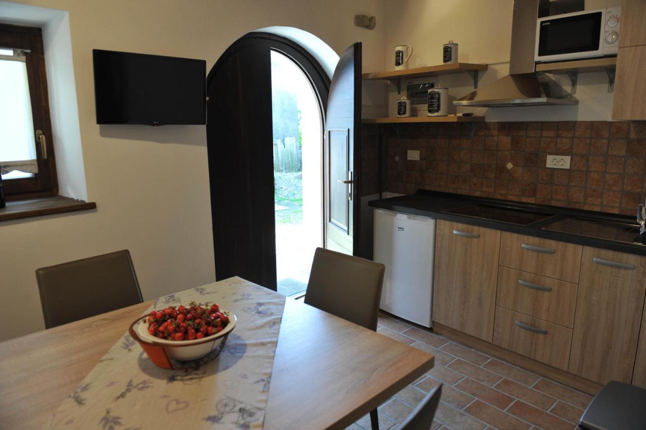 Apartmaji Kumar Smartno Buitenkant foto