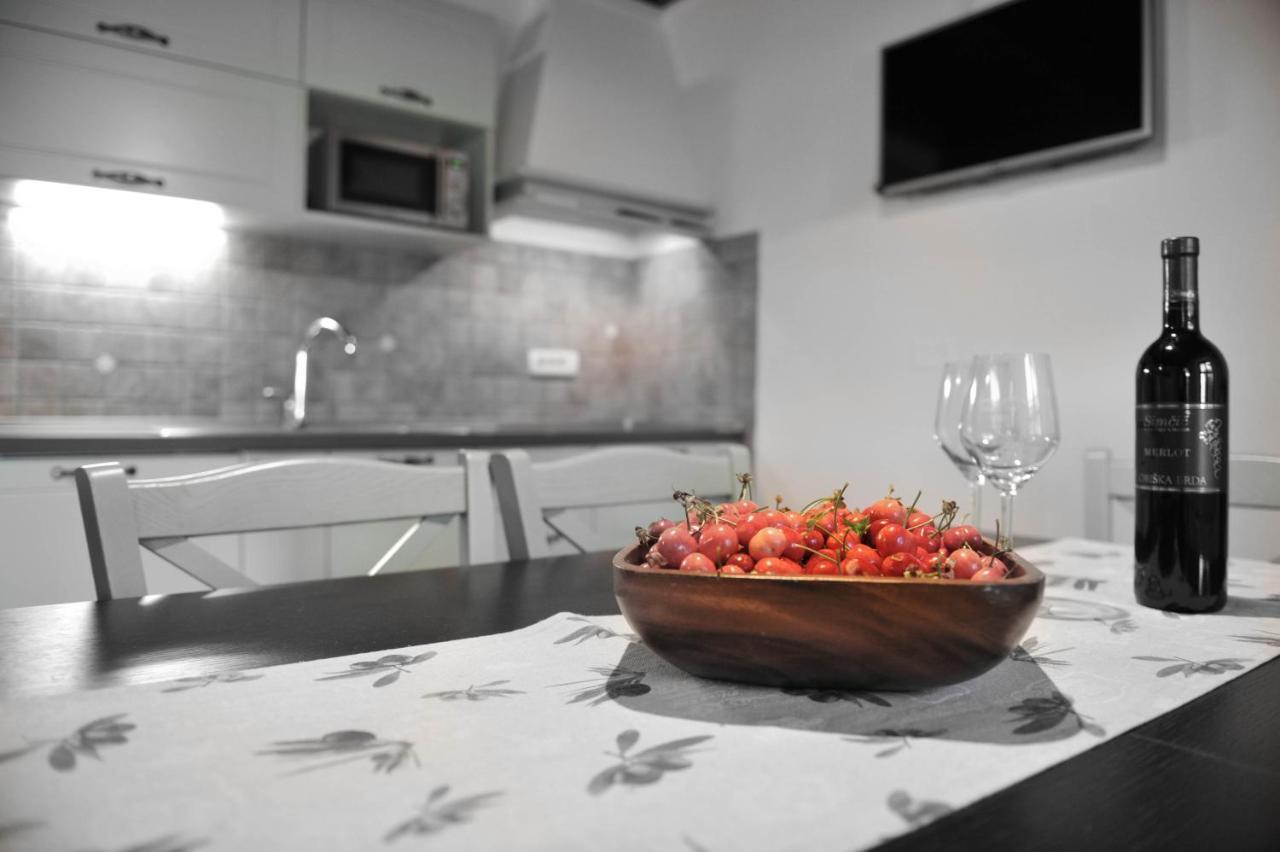 Apartmaji Kumar Smartno Buitenkant foto